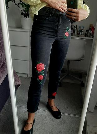 Черные джинсы с вышивкой h&amp;m, размер с
