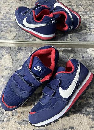 Кросівки nike