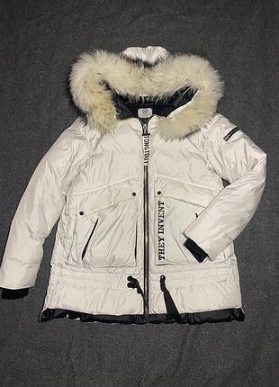 Пуховик vo -tarun натуральный мех песец
