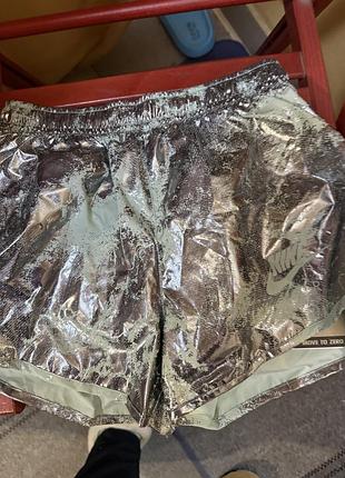 Шорти ніке хс