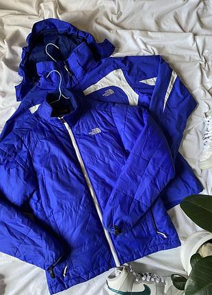 Женская куртка the north face tri climate 3-в-1, размер m, со съемной внутренней подкладкой, синяя.