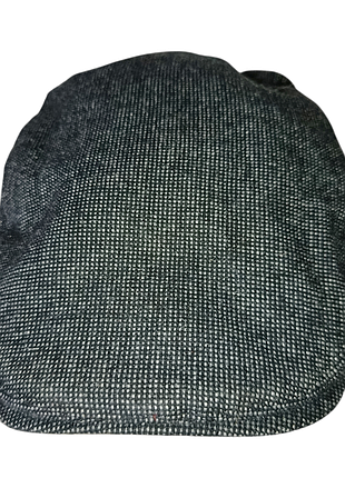 Кепка next signature