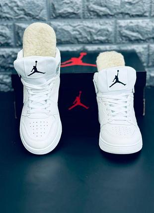 Жіночі кросівки, зима, nike jordan 
женские кроссовки, зимние, nike jordan