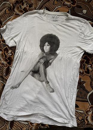 Футболка в розмірі m