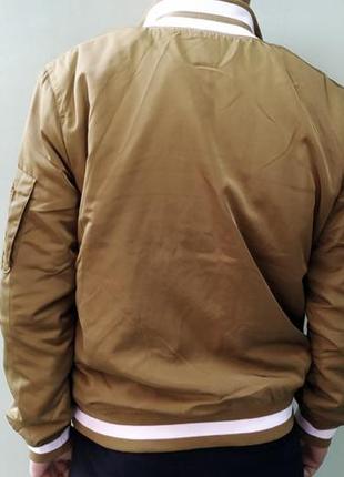 Бомбер куртка с нашивкой forever 21 р.l унисекс, оверсайз4 фото