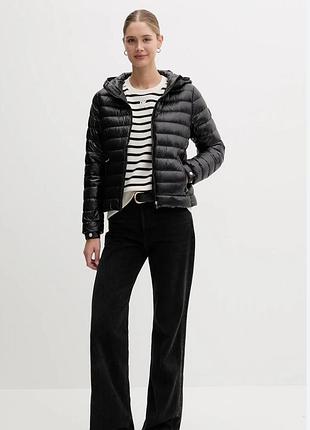 Куртка с капюшоном на 46 размер