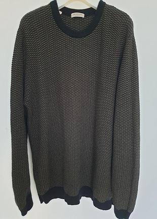 Мужской свитер фирма selecteo,хлопок 100%,плотный из-за  рисунка как двойной.