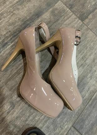 Туфли на скрытой платформе 36-37р кожа