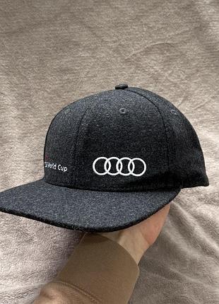 Audi шерстяная кепка серая