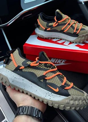Мужские кроссовки nike acg mountain fly low white khaki orange