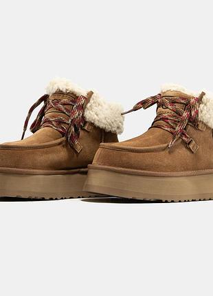 Жіночі уггі з натурального хутра ugg funkarra