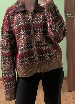 Кофтинка reserved