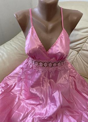 Продам атласну нічну сорочку з асиметричним подолом