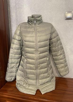 Пуховик жіночий
