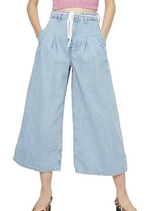 Широкі укорочені джинси