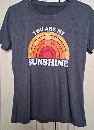 Футболка стильна