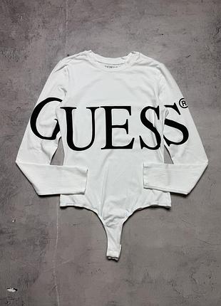 Боді білий з логотипом на грудях guess 4