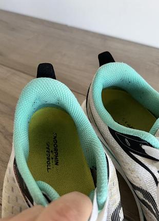 Кросівки saucony endorphin speed 2 оригінал 9