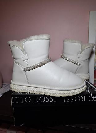 Кожаные зимние угги белого цвета vitto rossi, р.37