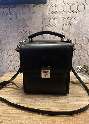 Продам сумку барсетку tony perotti ціна:3500грн