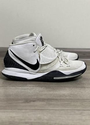 Баскетбольні кросівки nike