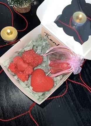 Свічки на подарунок