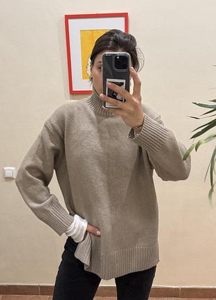Светр із горлом hm