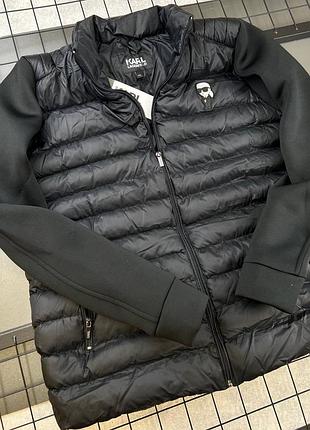 Чоловіча куртка karl в чорному кольорі