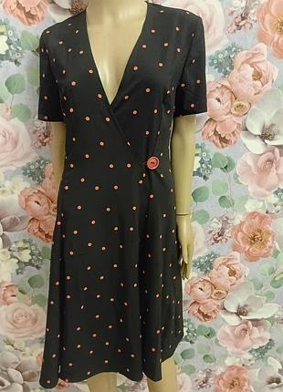 Платье м размера.