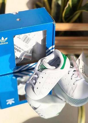 Кросівки- пінетки дитячі від adidas! original