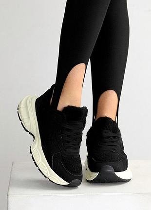 Универсальные женские черные кроссовки зимние теплые на меху эко-замша зима