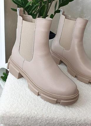 Жіночі черевики челсі. зима. натуральна шкіра
