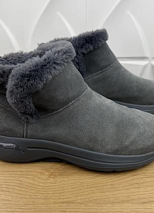 Оригінальні зимові замшеві уггі skechers