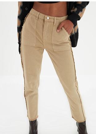 Неймовірні,стильні, фірменні, коттонові,штани, джинси, колір кемел,з кишенями, висока посадка