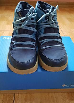 Ботинки на шнуровке