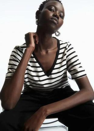 Футболка cos