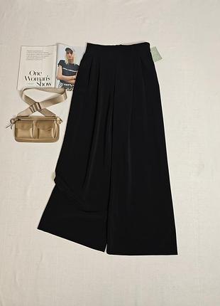 Брюки палаццо