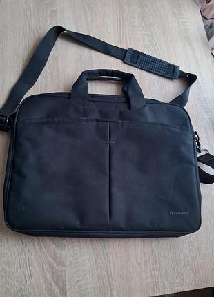 Сумка для ноутбука continent cc-012 black. легкая,подходит для диагонали15.6, защищает от ударов и влаги