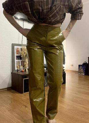 Брюки з екошкіри 🦎