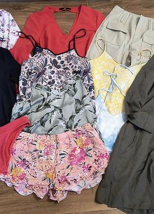 Большой распродаж 🌷 лот вещи блузки, пижамы, штаны
размер с, вещи в очень хорошем состоянии, есть новые, размер хс -с