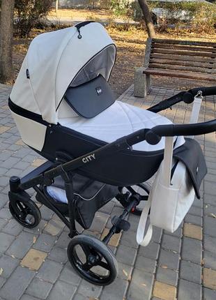 Детская универсальная коляска 2 в 1 bair city(эко- кожа) бело-черная