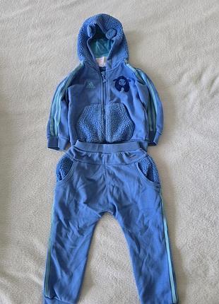 Adidas спортивный костюм