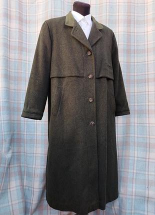 Пальто зимнее женское р. 44-48, шерсть.
