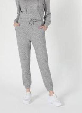 Жіночі спортивні штани джогери