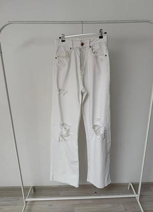 Джинси wide leg bershka