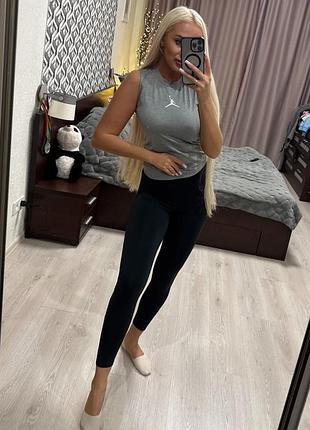 Женская спортивная фитнес майка