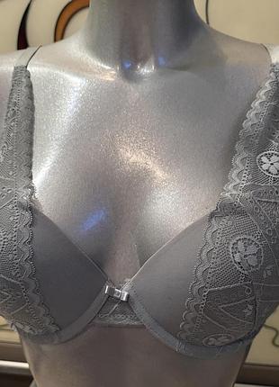Розкішний, ажурний, бюстгальтер, в сірому кольорі, від бренду: c&a