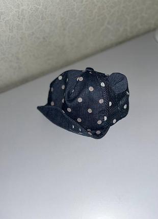 Фірмена кепка