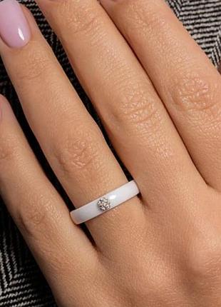 Каблучка діаманти кераміка 16 розмір