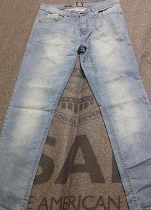 Джинсы мужские